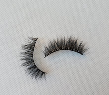 Load image into Gallery viewer, Sparkly Girl Classic Lashes&quot;XD23&quot; - Sparkly Girl

